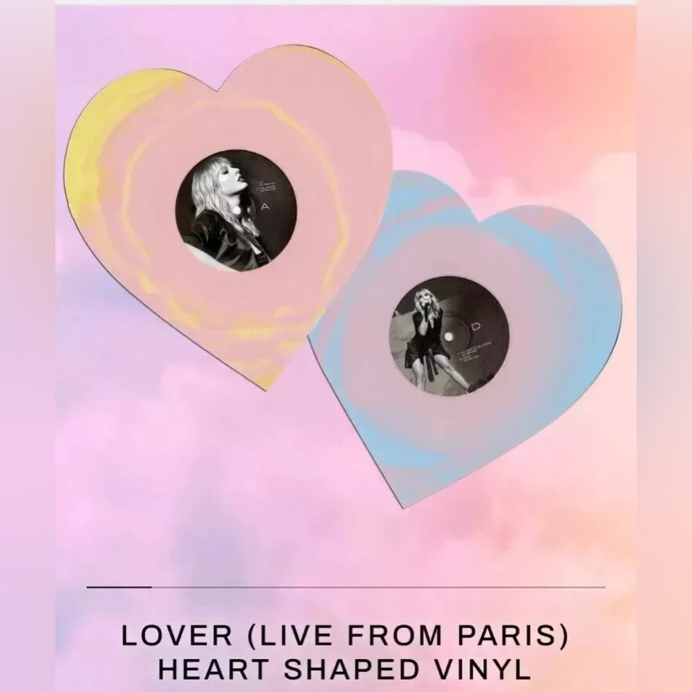 TAYLOR SWIFT Lover (Live From Paris) Heart Shaped Vinyl LP IN HAND 🩵🩷